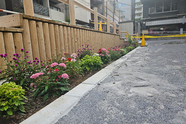公園内の花壇