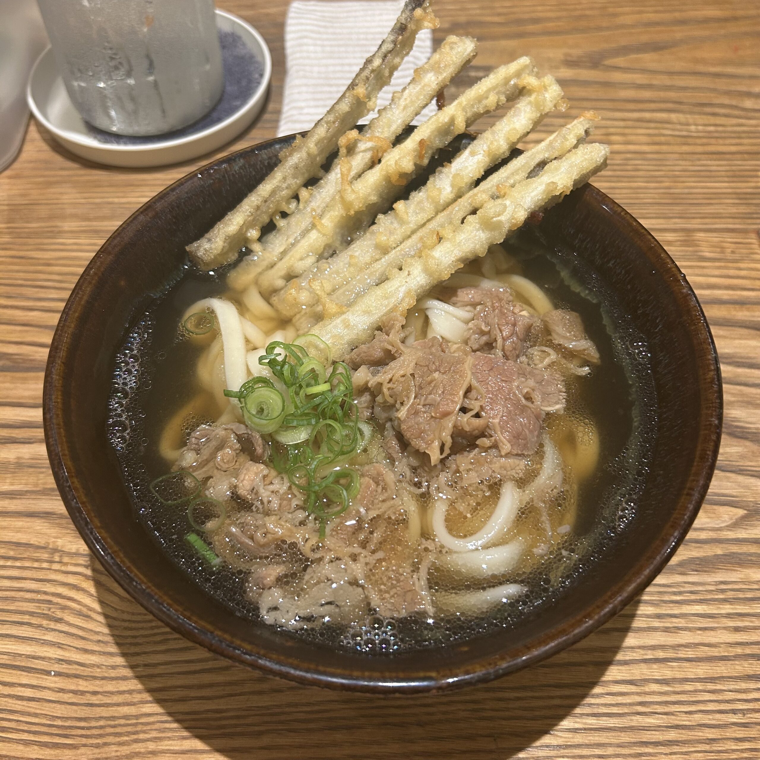 肉ごぼう天うどん