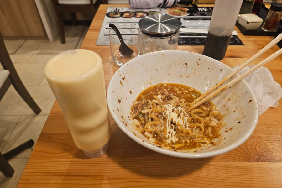 食器とマヨネーズ