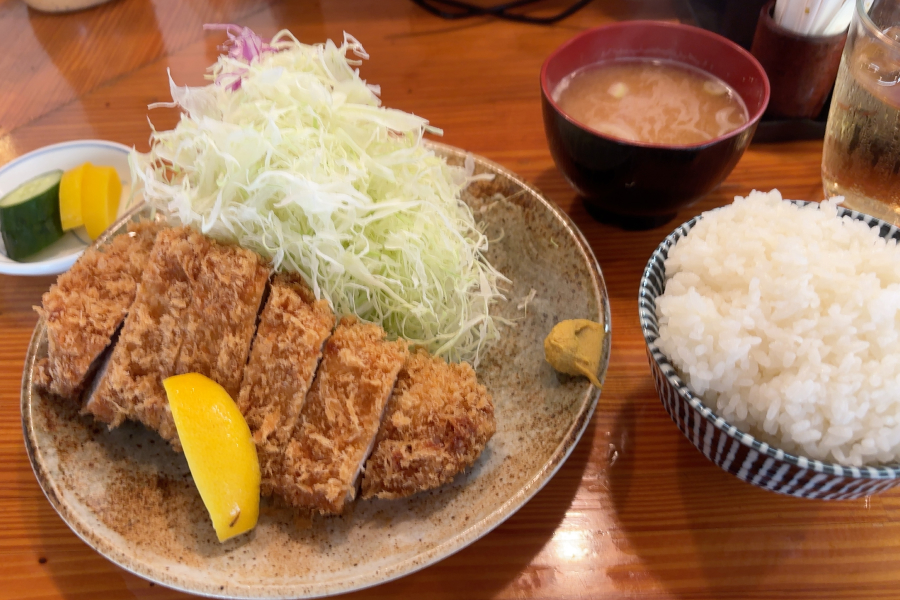 ロースカツランチ