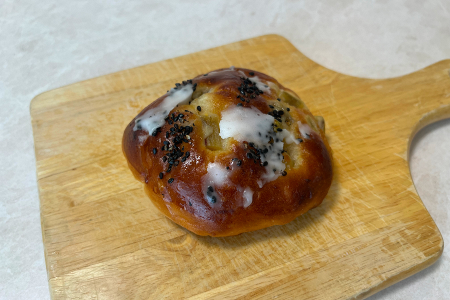 スイートポテトパンの写真