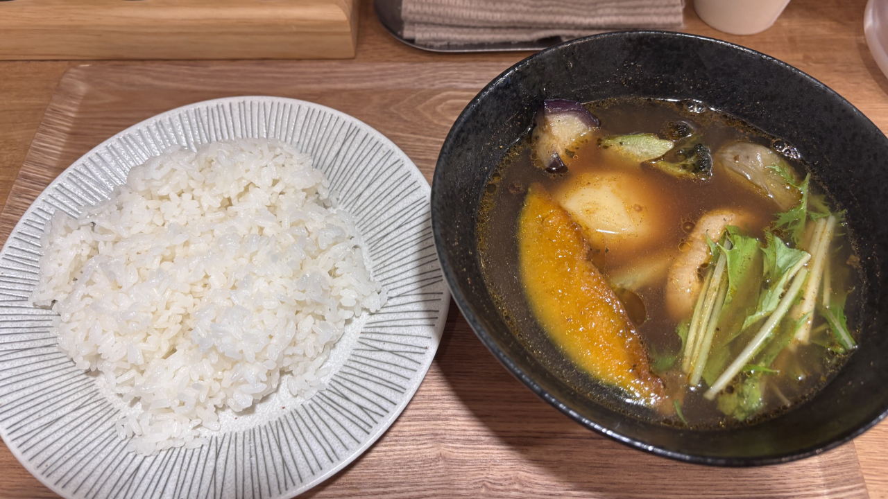 「東京スープカレー」の写真。