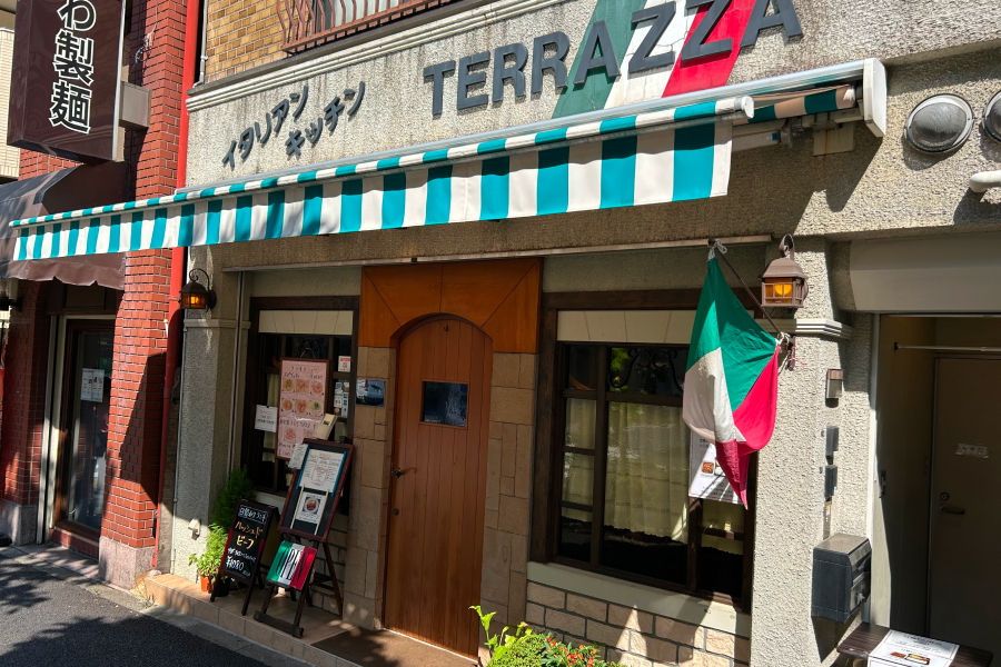 店舗外観。