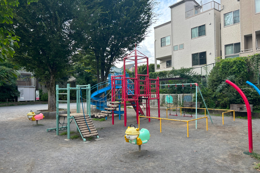 遊具の全体像。