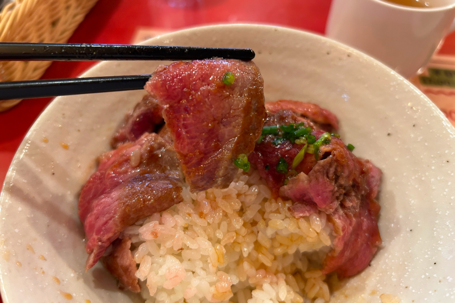 ステーキのさらなるアップ。