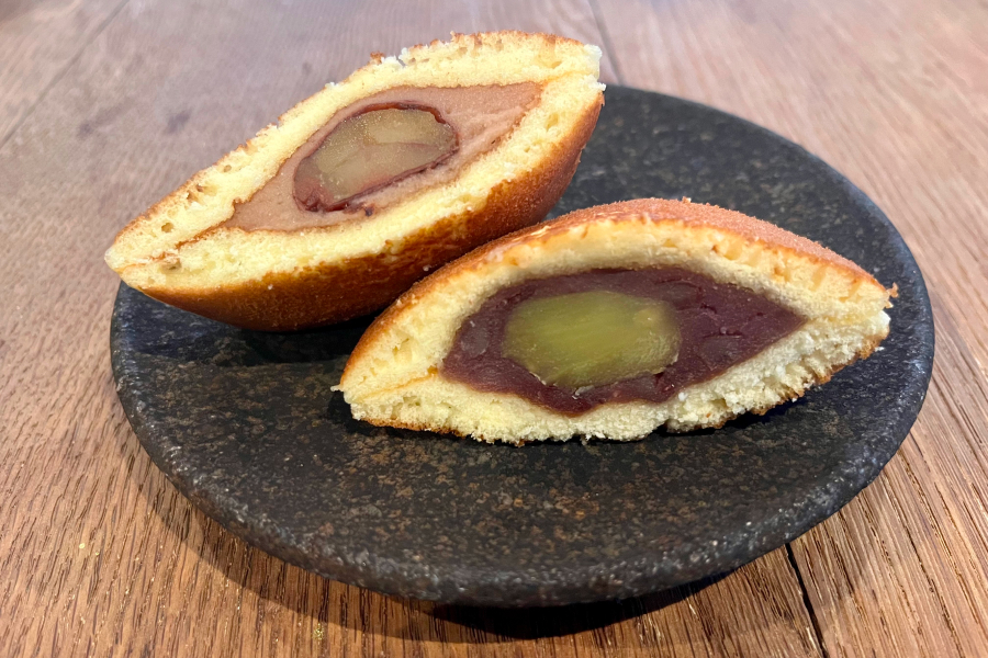 開封したどら焼き
