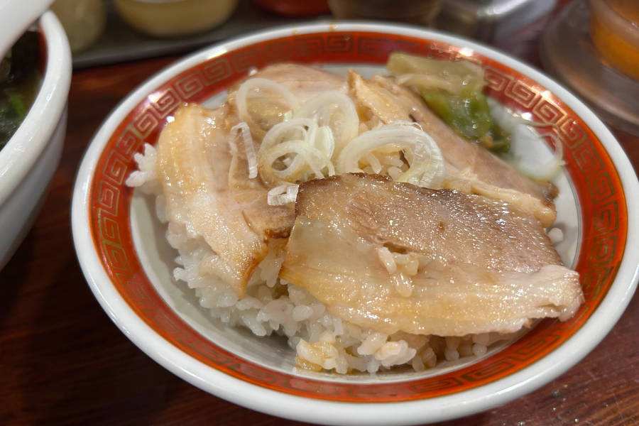 煮豚飯のアップ。