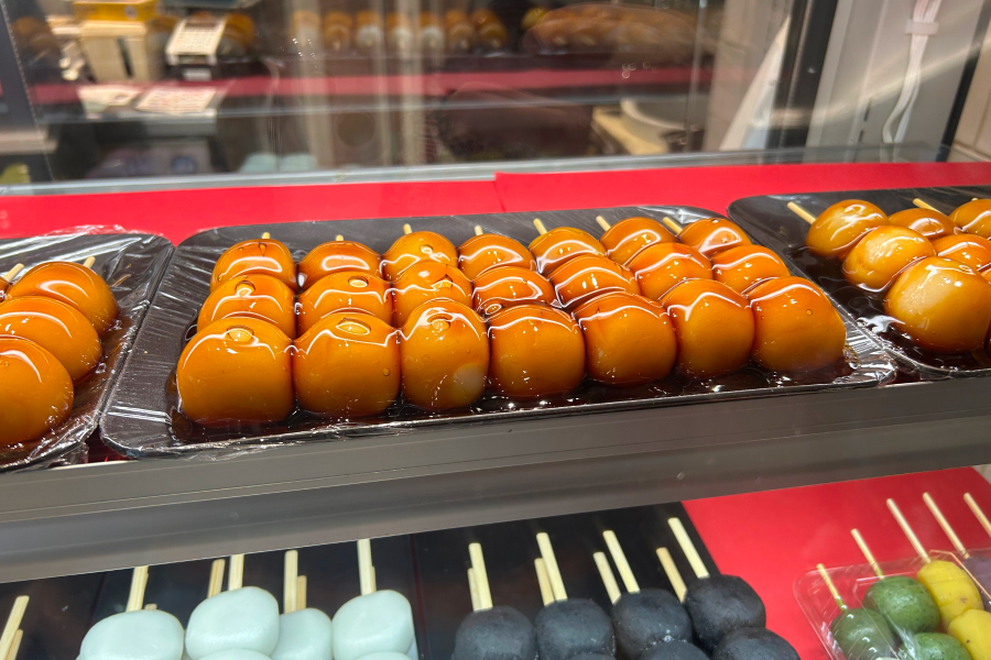 みたらし団子をピックアップ。