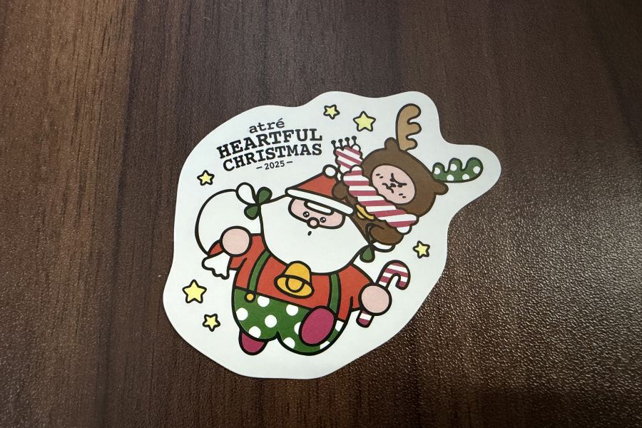 抽選会参加賞のステッカーの写真。