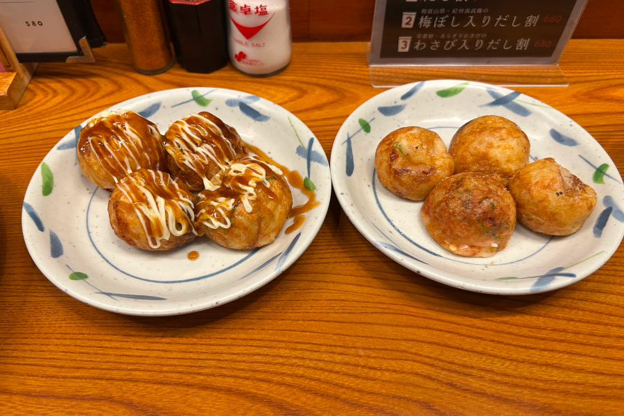 2種類のたこ焼き。