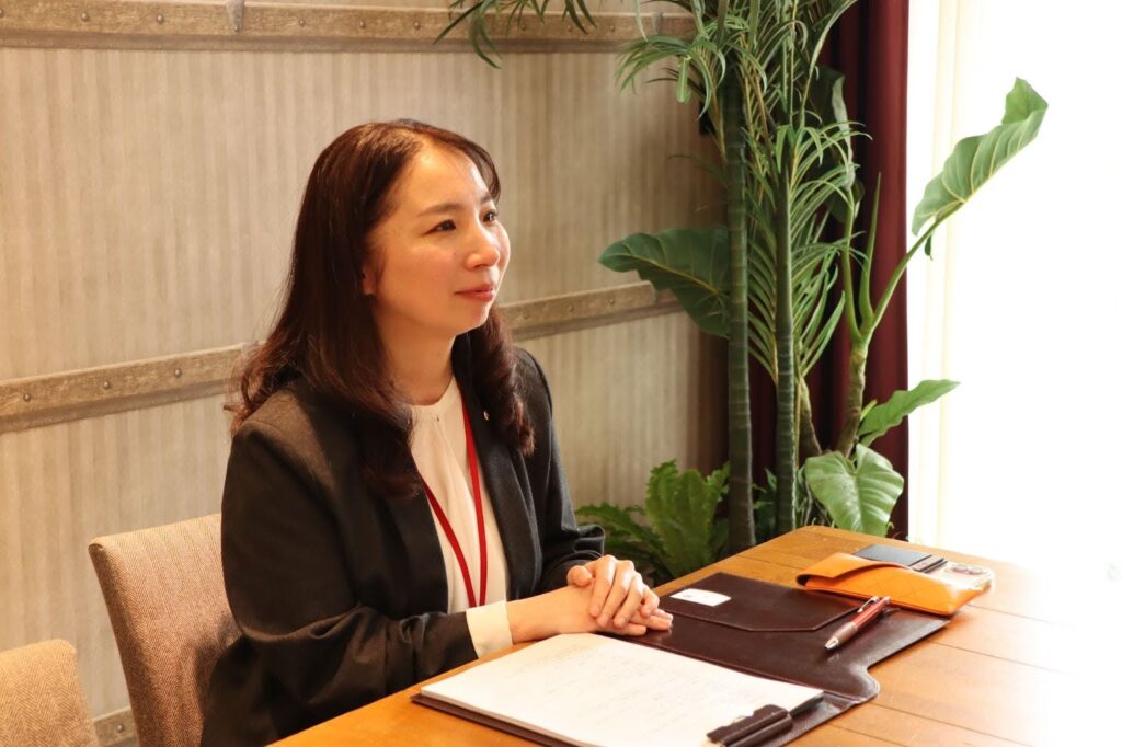 秋元志保さんの写真