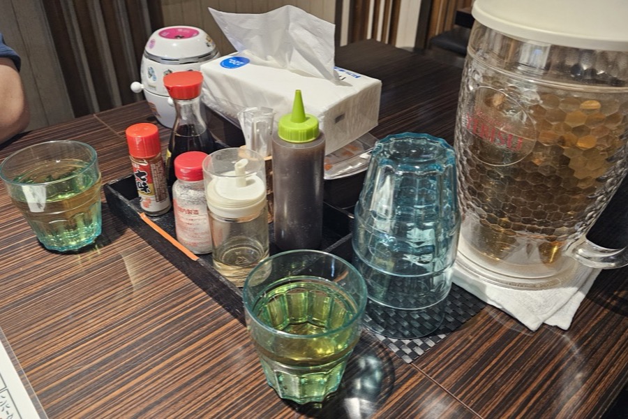 卓上の調味料