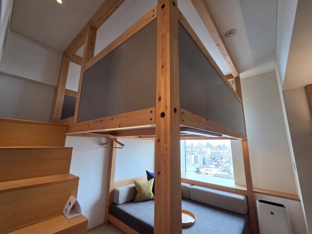 やぐら作りの部屋